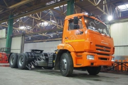 Tractor-tractor truck on KamAZ 65115 chassis of modification 338217A