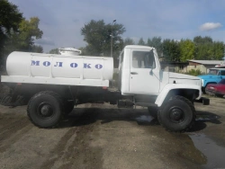 Motor vehicles for transportation of food liquids (tank truck) type 47121, modifications 47121S on the basis of GAZ 33098 chassi