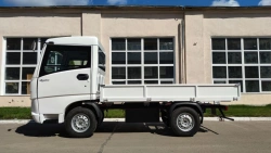 Technological transport vehicle STT-2000.1