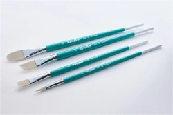 Art brushes of synthetic fibre