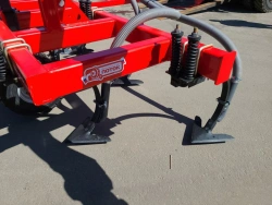 Cultivator-injector UVV-5/9KPE.