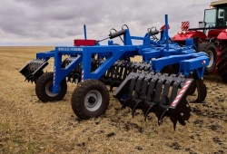 Trailed cheesing plough PCP-6U