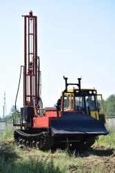 Tracked tractor TG-44 (modification GTM-44-B)