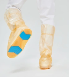 Personal protective equipment for feet made of polyvinylchloride film material: special additional decontaminated footwear