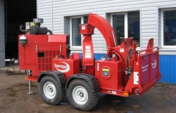 Trailed shredder TORNADO M300