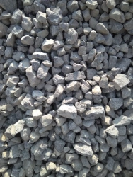 Mixtures of crushed rock fractions for road construction from 4 to 16 mm.