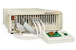 Instrumentation system for functional and parametric control of BIS and ICs FORMULA 2K tester