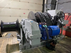 Mooring winch LSH-15