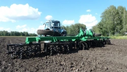 Universal soil tillage machine with ring-spur rollers UPA-KKSH-10
