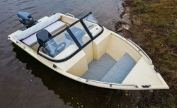 Motorboat BESTER-390DC aluminium all-welded boat