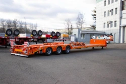 Semitrailer Tverstroimash 993931 modification 0025 variant - broken platform with ramps