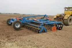 Semi-trailed disc machine DA-6x4PB