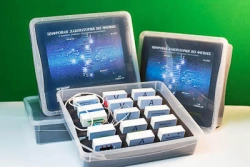 Digital physics lab for teacher (sensor kit with software) (item 15223)