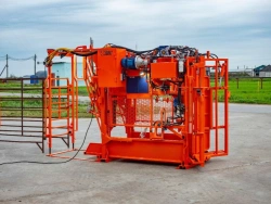 Machine for veterinary treatment of cattle - SKGM "Max 7"