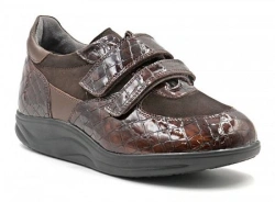 Complex orthopaedic shoes