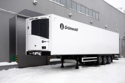 Isothermal semi-trailer with refrigeration unit (model GRW3R1)