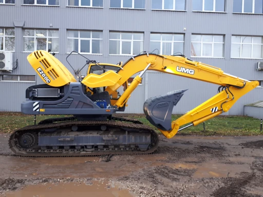 E200C Crawler Excavator with YMZ 53429 Engine - Versatile Earthmoving Equipment