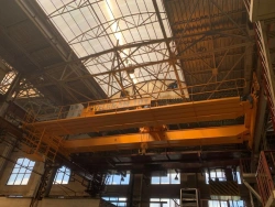 Electric double girder overhead travelling crane of KM model