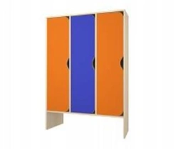 3-door cupboard