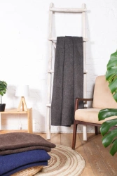 Smooth dyed semi-sheer woollen blanket fabrics, article C119-ILSH