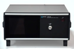 Frequency synthesiser G7M-50
