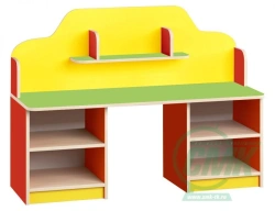 Children's wooden didactic table