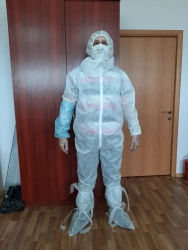 Set of medical non-sterile clothes according to TU 32.50.50-004-22799682-2021. 14.Shoe covers (model range: model 1, model 2) -