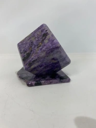 Cube on a stand (charoite)