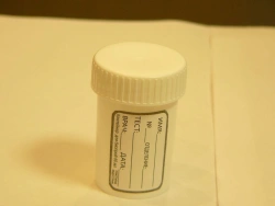 Polymer container for bioassays, disposable, non-sterile-PCP 60ml/B with spoon and labelling