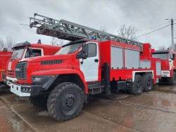 Fire tanker truck with ladder ATSL 3,0-40-24 (4320) type 4344K3, modifications 4320-1951-60, 4320-1951-62, 4320-1951-70, 4320-19