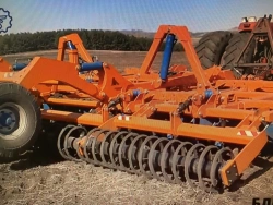 Semi-trailed disc mulcher DM-5x2M