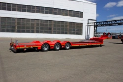 Semitrailer Tverstroimash 993931 modification 0023 - broken platform with gangways with gooseneck approach.