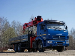 Special purpose vehicle with KMA type hydraulic loading crane on the basis of KAMAZ 65117 and its modifications 64K32N-U8