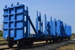 Platform for carriage of timber, large containers and pipes model 13-9744-02 project 4522-06.00.00.00.000