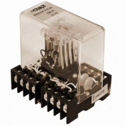 Intermediate two-position relay RP12M