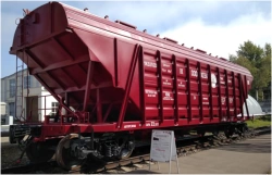 Hopper wagons for grain and other food cargoes, model 19-3058