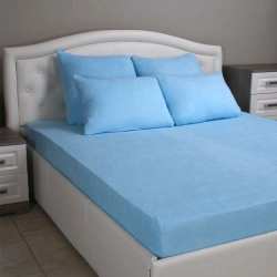 Knitted bed linen set