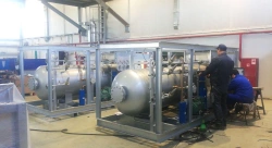 Industrial pressure vessels for refrigerants - circulating and linear receivers, liquid and oil separators.