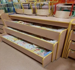 Tiered children's bed