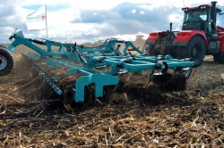 Medium stubble cultivator semi-trailer folding KSS-14000 M2 "Olympus"