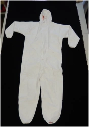 Single-use non-sterile isolation suit SIMPATICA 1-01/1-02/1-03/1-04/1-05 as part of SIMPATICA T