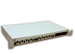 Rack-mounted optical cross-connection