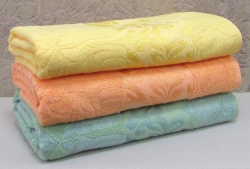 Smooth dyed terry towels made of mixed yarn (cotton 70% + bamboo 30%)