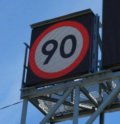 Variable Information Sign (VIS) measuring 1.28x1.28 metres.