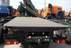 Vehicles of modification 4388G5 - container carrier platform with CMU on the basis of KAMAZ chassis, type 6520, modifications 65