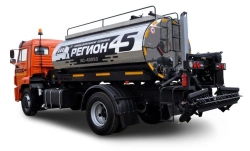 Autogoudronator AC-45.53605 (type R45KN321 mod. 503683 on the basis of vehicle KAMAZ 53605-A5).