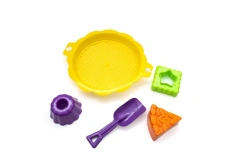 Sand set with sieve "Medovik" KNOPA 1/20