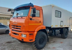 Fuel transfer station (FTS), UZST brand, type 5880-02 on KAMAZ 43502-D5 chassis.