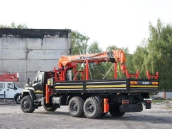 Special purpose vehicle with hydraulic loading crane of KMA type on the basis of URAL 4320 and its modifications U0K03N-U3