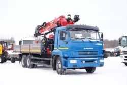 Special purpose vehicle with KMA type hydraulic loading crane on the basis of KAMAZ 43118 and its modifications 41K10N-UJ